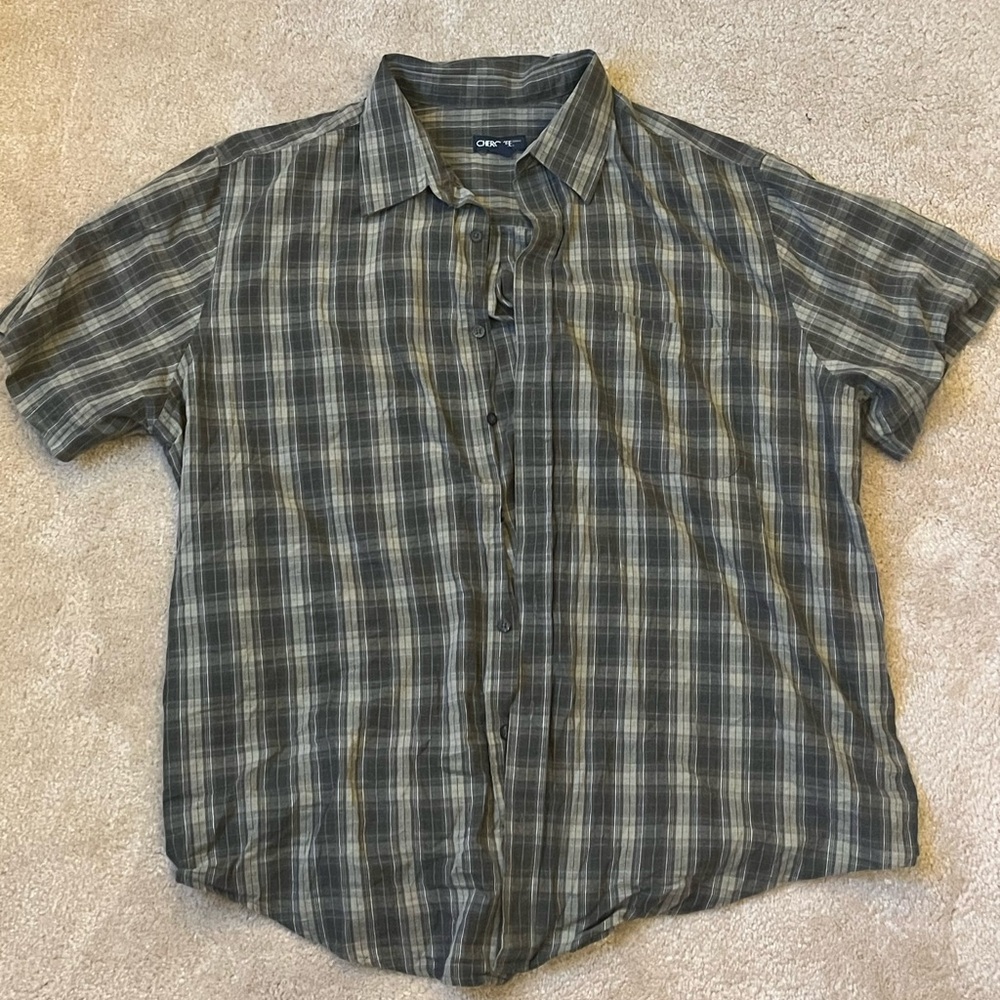 green patterned button up